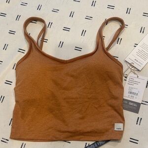 Vuori Flax Heather halo performance crop top
